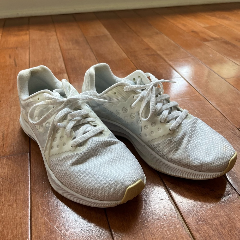 Nike White Women's Sneakers